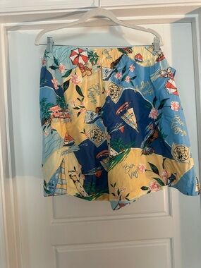 Old Navy Women's Blue and Yellow Tropical Print Shorts